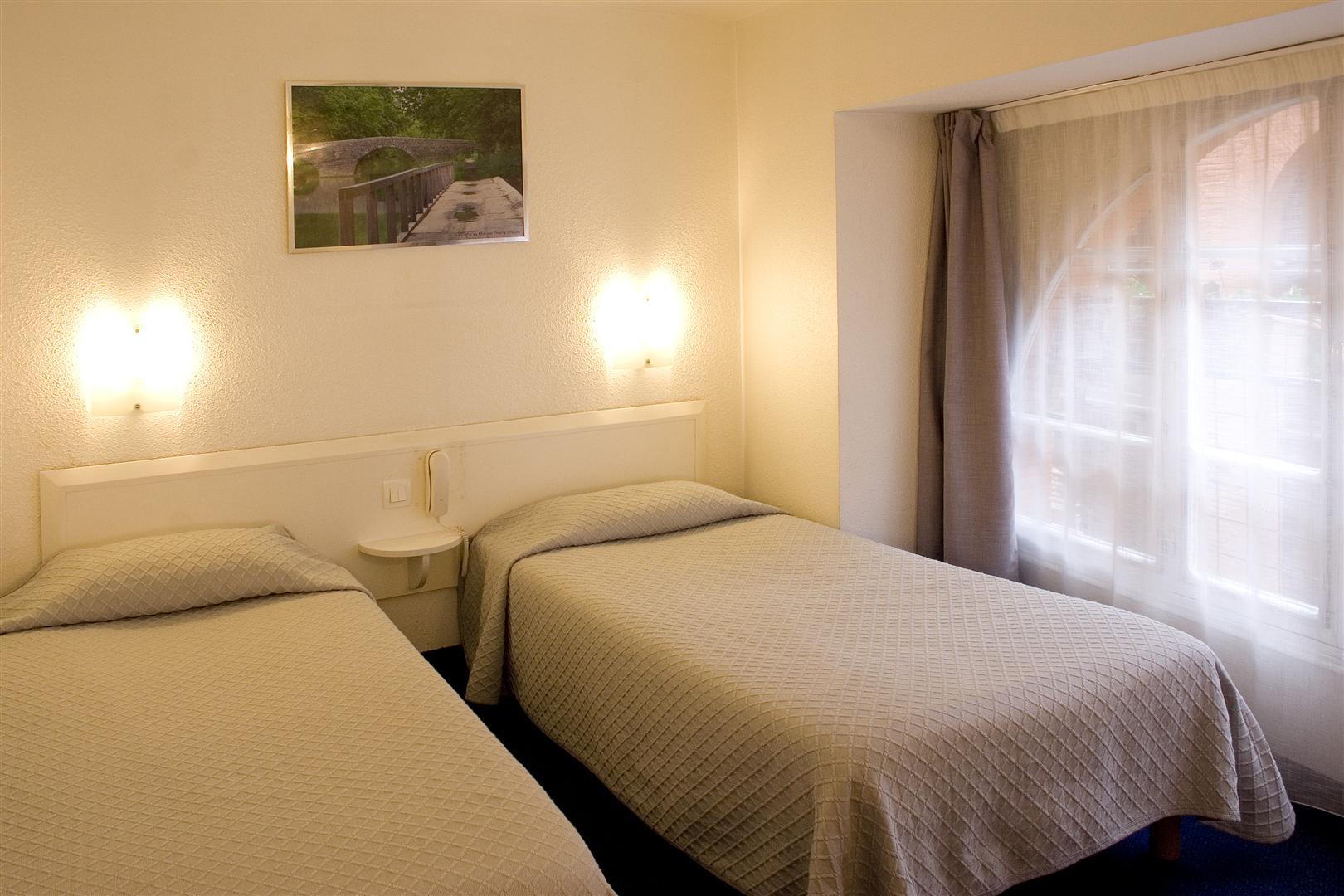 Hotel Ours Blanc - Centre Тулуза Экстерьер фото