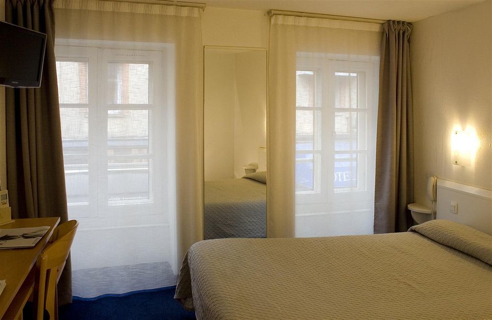 Hotel Ours Blanc - Centre Тулуза Экстерьер фото